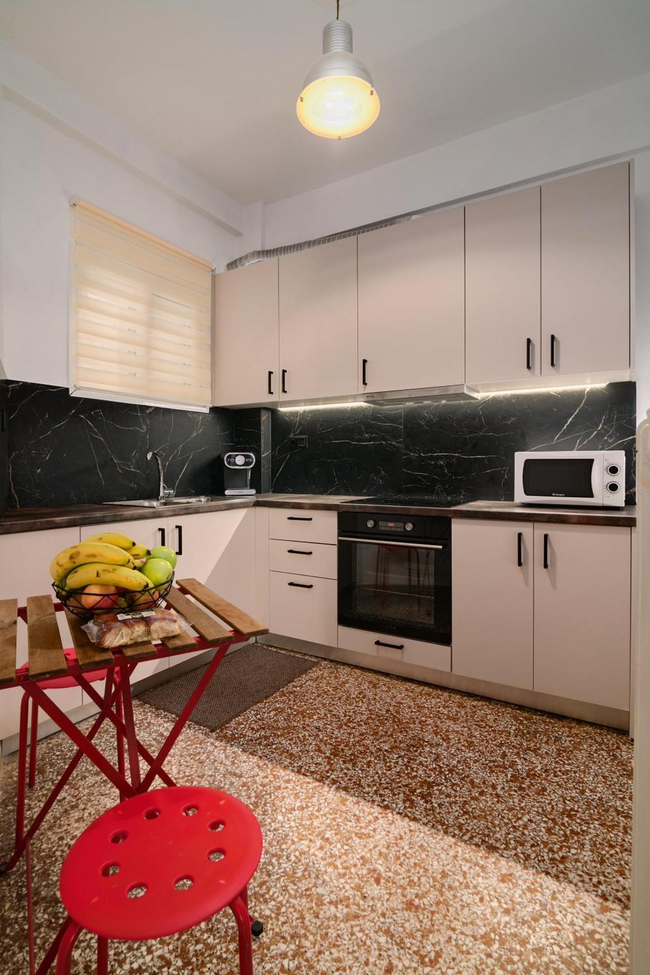 Venias Two-Bedroom Apartment Kallimarmaro And Zappeio Area Athens Exterior photo
